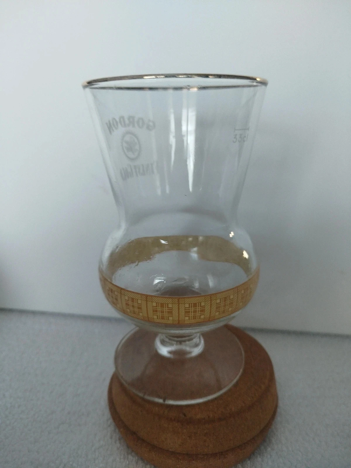 Gordon Finest Gold Beer Glass – photo 4